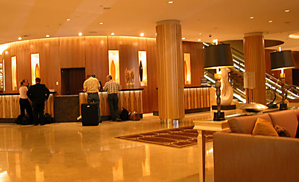 Sydney 's Wentworth hotel lobby